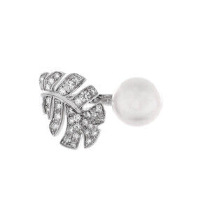 Chanel Plume De Chanel Ring 18K White Gold and Diamonds with Pearls